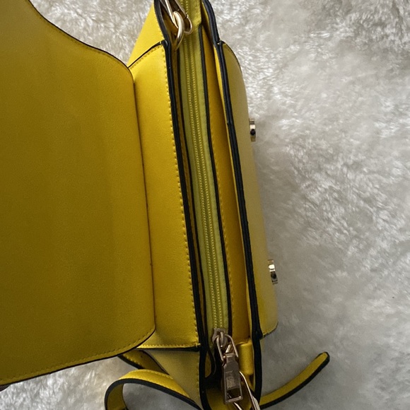 Cute Yellow BOLSA Handbag with Big Bow - Picture 12 of 14